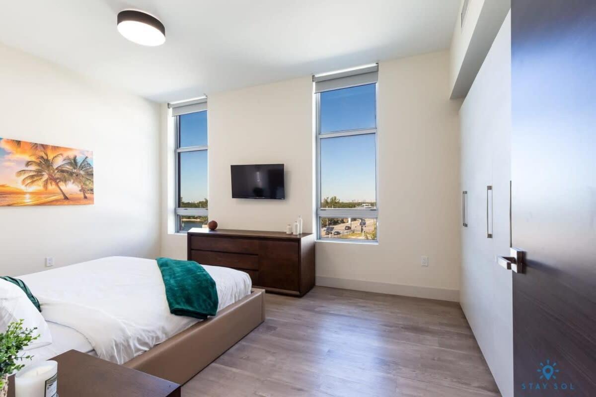 Best Stay - Rooftop Pool - Hollywood Beach Board - Walk Εξωτερικό φωτογραφία