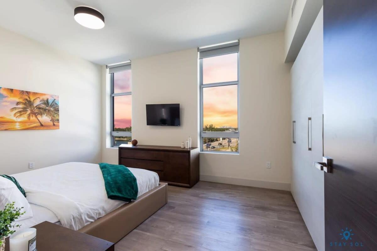 Best Stay - Rooftop Pool - Hollywood Beach Board - Walk Εξωτερικό φωτογραφία