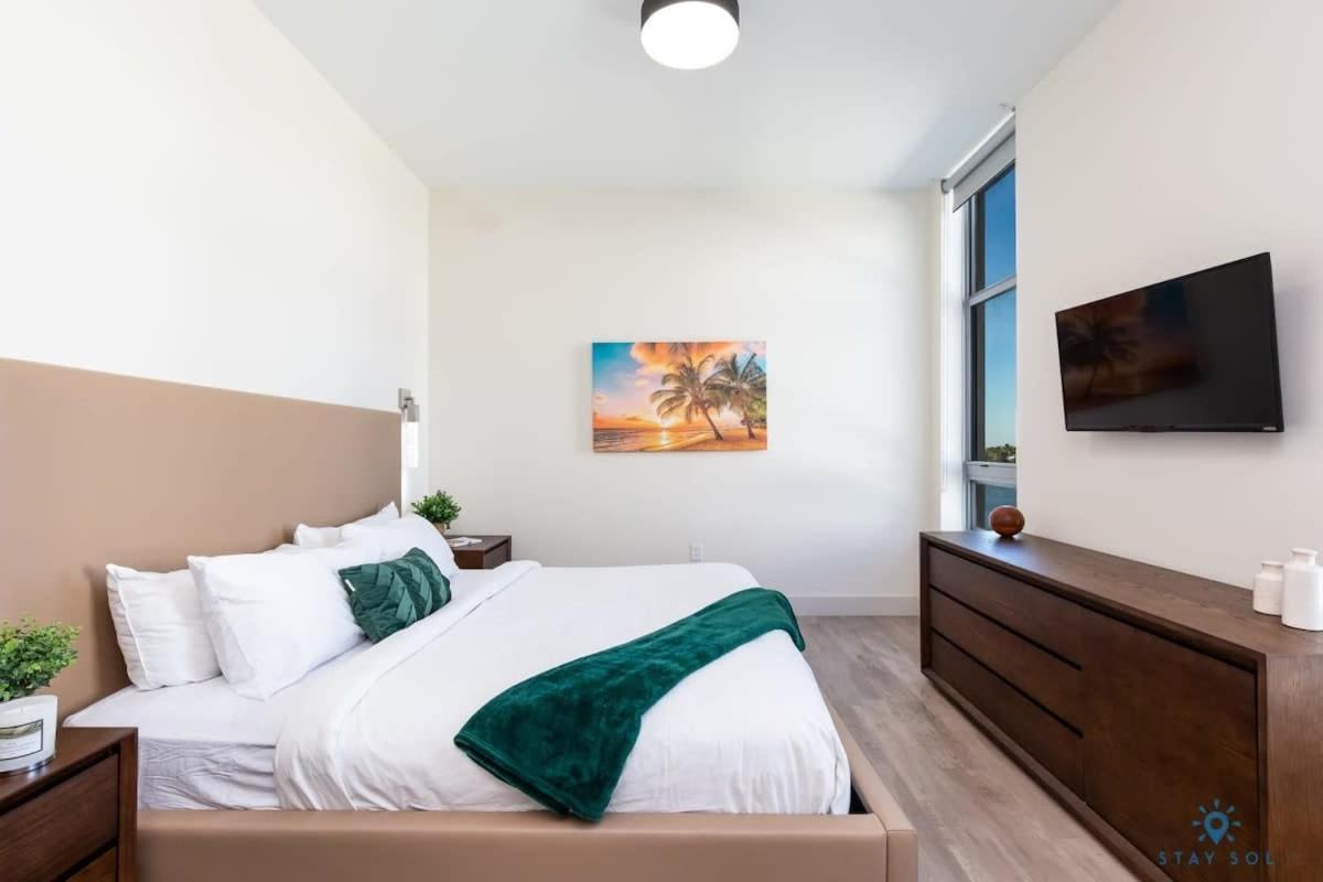 Best Stay - Rooftop Pool - Hollywood Beach Board - Walk Εξωτερικό φωτογραφία
